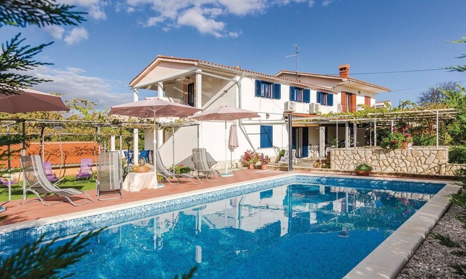 Sveta Nedelja House | Lovely home in Nedescina with WiFi