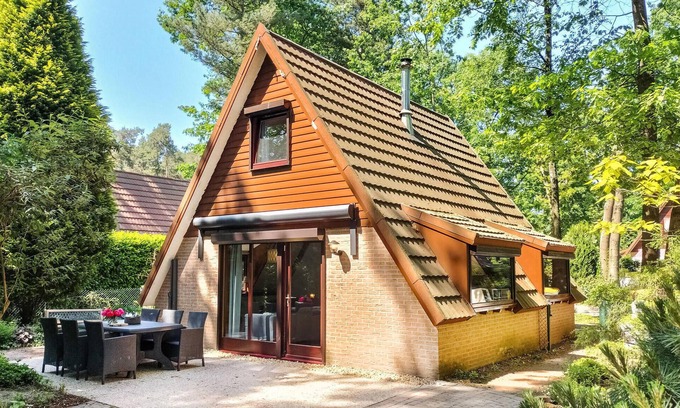Rekem House | Lovely home in Rekem-Lanaken with WiFi