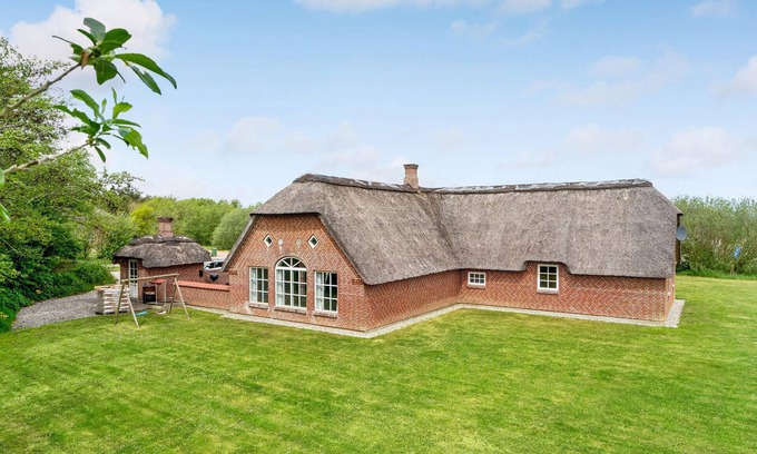 Øby House | Lovely home in Ulfborg with sauna