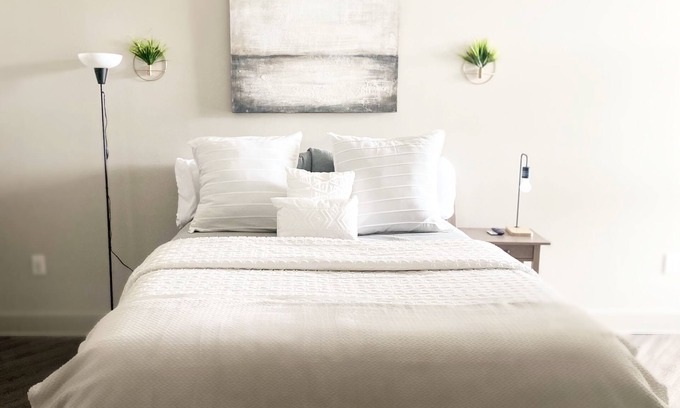 Home Park Condo | Lovely Oasis Ga Tech