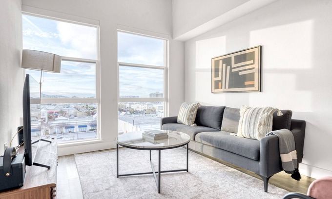 Centennial Apartment | Lovely Redwood City 1BR w/Gym & W/D, walk to Caltrain, by Blueground