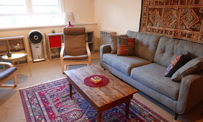 Historic Downtown Durango Apartment | Lovely remodeled apartment in historic district adjacent to downtown
