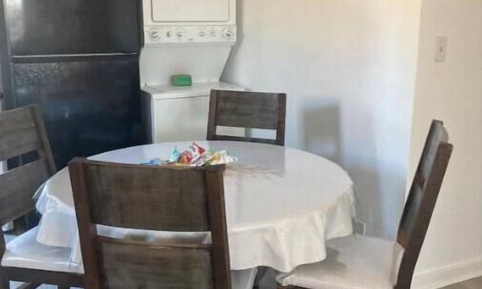 Near North Valley Apartment | Lovely rental within minutes from downtown. Unit B