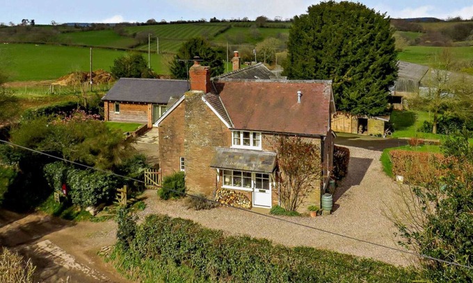 Pudleston House | Lovely Rural Period Property, sleeps 8