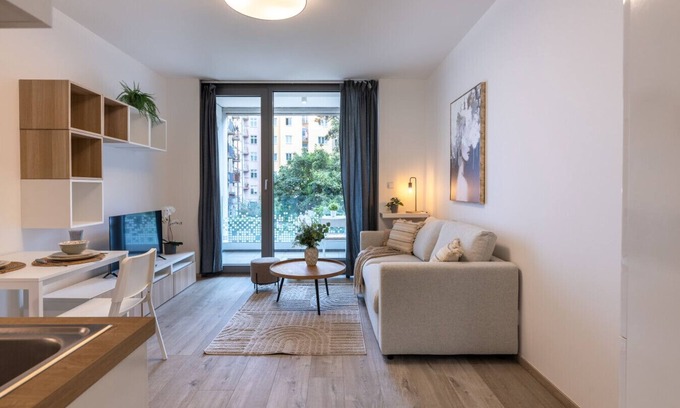 Kosire Apartment | Lovely Studio with Balcony in Residential Area