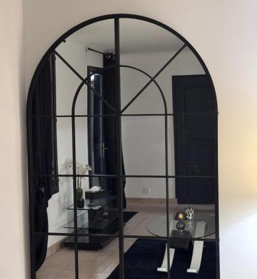 Montargis House | Loveroom Montargis