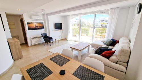 Jeronimo y Avileses y Balsicas de Arriba Apartment | Lovley Ground Floor 2 Bed Direct Pool Access Free WiFi