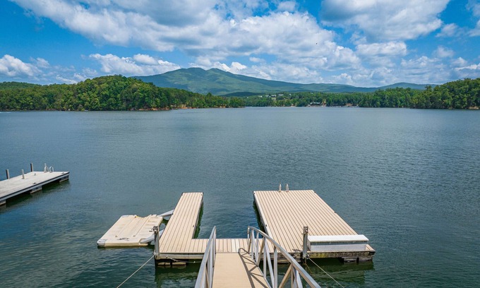Nebo House | Lower rates/flexible calendar Waterfront Home w/Private Dock and Mountain Views