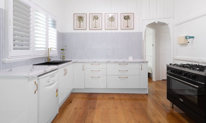 West Mackay House | Lowset 5 Bedroom Home With Office and two Living Spaces