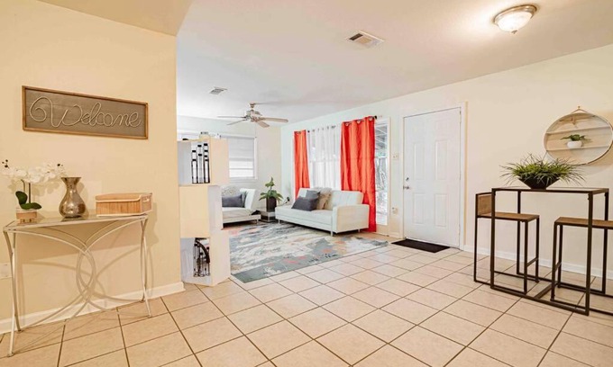 Highlands - Perkins House | LSU/Downtown Gem, Tailgating or Corporate Stays