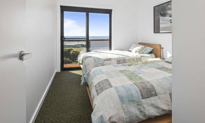 Bicheno Apartment | Lucy - Incredible views of Diamond Island