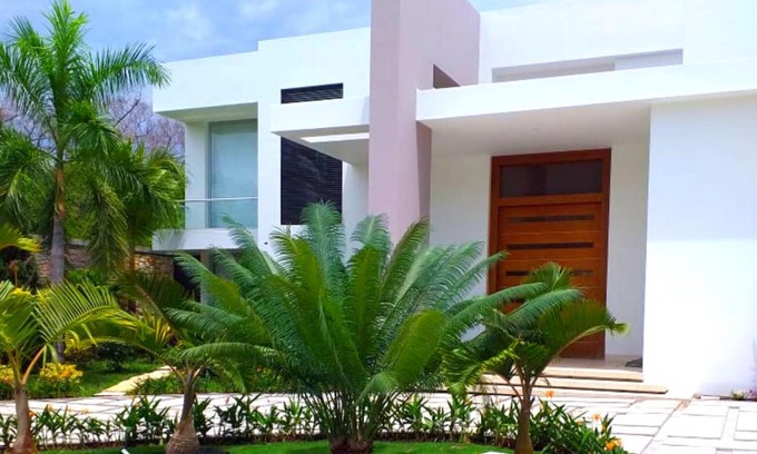 Girardot House | Lujosa Quinta con Piscina Privada Girardot