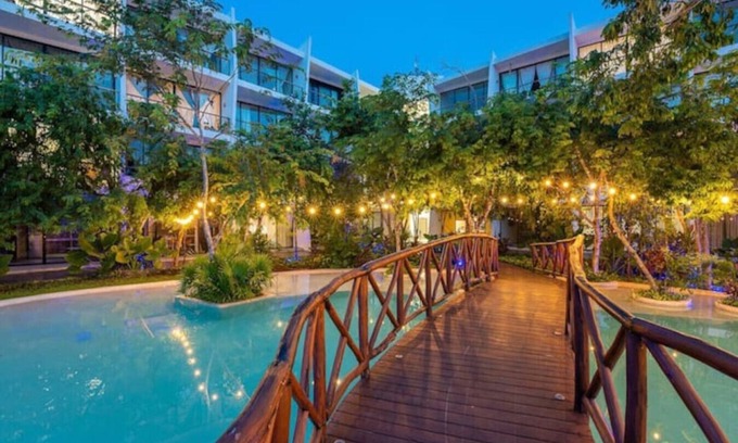 La Veleta Condo | Lujoso Departamento con Jacuzzi Privado