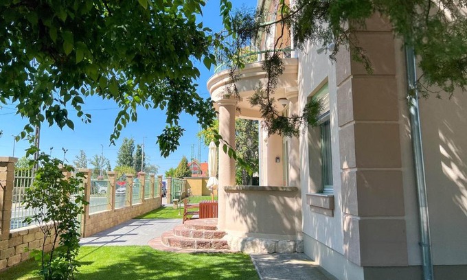 Fonyod Apartment | Lujza Apartman
