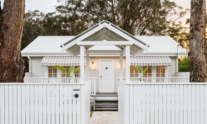 Huskisson House | Luna by Experience Jervis Bay