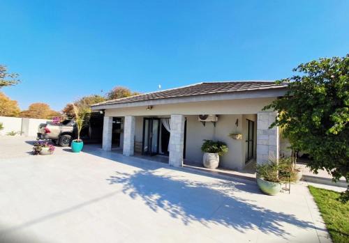 Maun Apartment | Luna Holiday Home