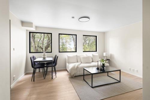 Al Municipality Apartment | Luna Studio!