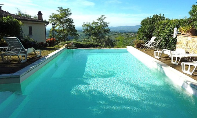Magliano House | Lush Holiday Home in Tavarnelle Val di Pesa with Shared Pool
