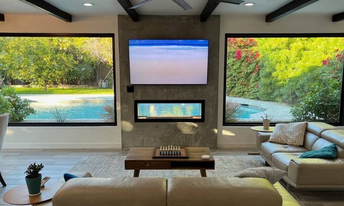 Camelback East Villa | LUX Executive Biltmore Oasis/Remote Work Resort