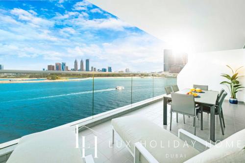 Palm Jumeirah Apartment | LUX Opulent Island Suite Burj Khalifa View 7