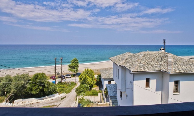 Zagora-Mouresi Apartment | Lux Superior Suites with Direct Sea View Balconies