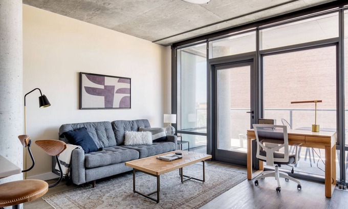 Lake View East Apartment | Luxe Lakeview 1BR w/Gym & Grills, nr Lakefront Trail, by Blueground