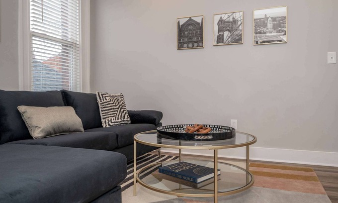 Covington House | LUXE Spot Suites Summ
