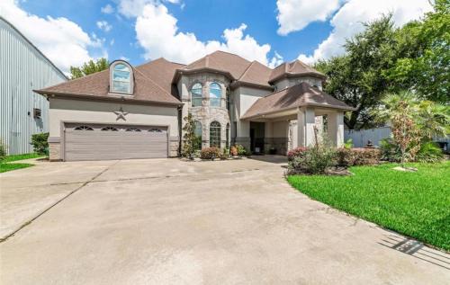 Northside House | LUXURIA Mini-Mansion near HOUSTON DOWNTOWN