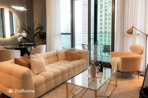 Bur Dubai Apartment | Luxurious 1 Bed with Direct Access to Dubai Mall