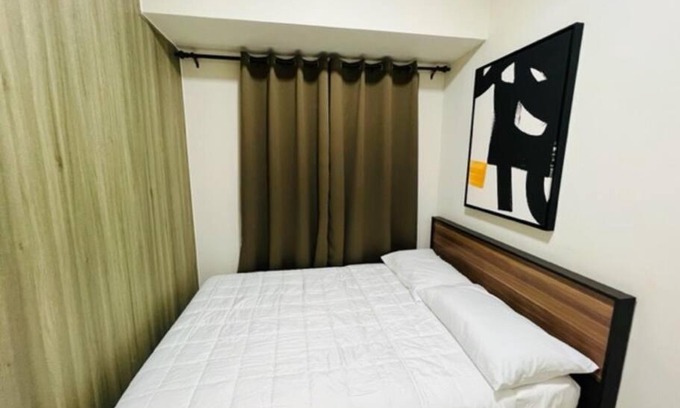 Baclaran Apartment | Luxurious 1 BR Condo Coast Residences by YellowBell