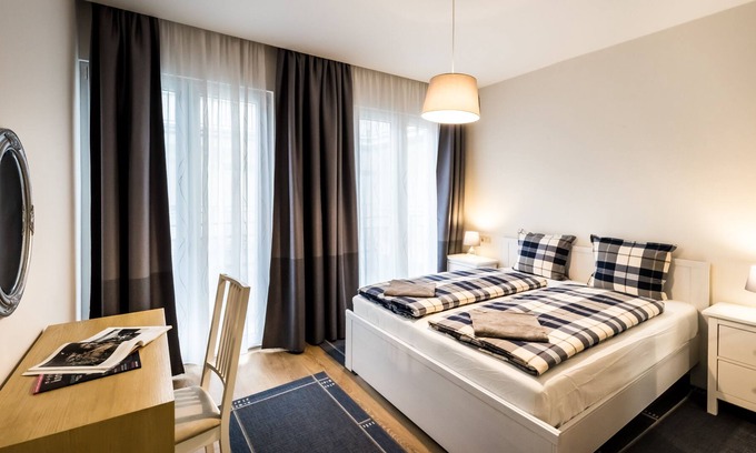 Terezvaros Apartment | Luxurious 3 Bedroom Flat - Few Steps from Basilica