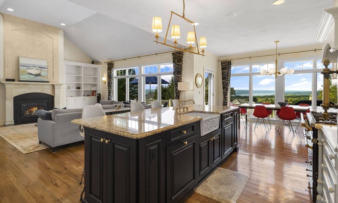 Ithaca House | Luxurious 4-bedroom home with stunning sunsets with Fitness and Media rooms!