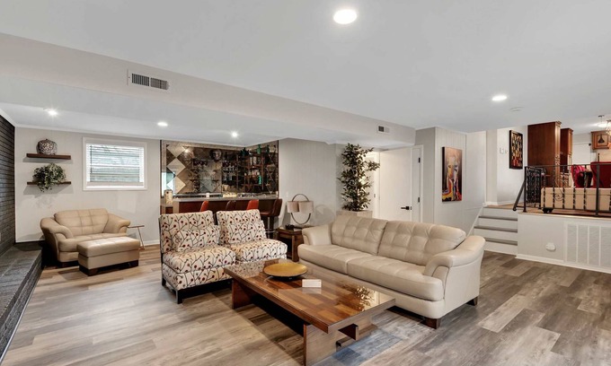 Nashville House | Luxurious 4BR home, Pet friendly!