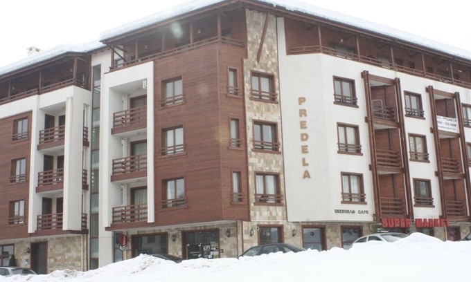 Shiligarnika Apartment | Luxurious 5* 2 bedroom apartment situated 100m from the ski lifts