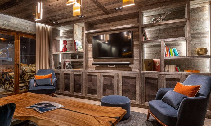 Avoriaz House | Luxurious 7-Room Chalet Apartment with Spa & Pool, Morzine