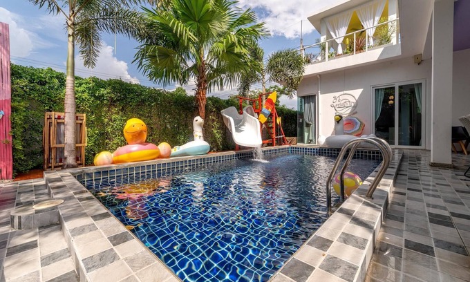 Na Chom Thian Villa | Luxurious and Playful 5 Bedroom Pool Villa(CC)