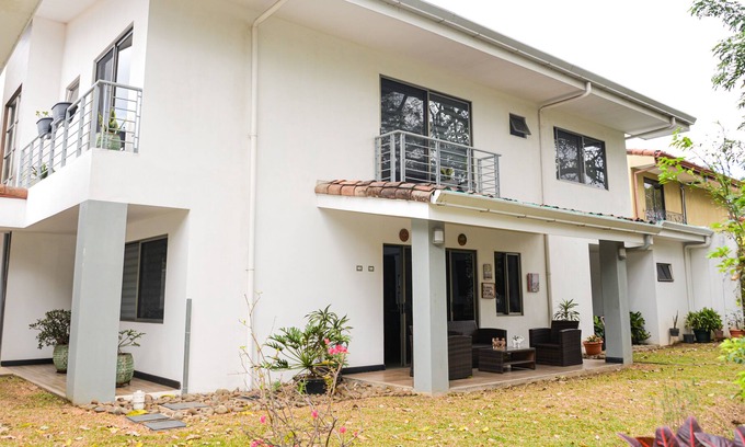 Santa Ana Condo | Luxurious and spacious house -- 5 min from Lindora and Santa Ana!