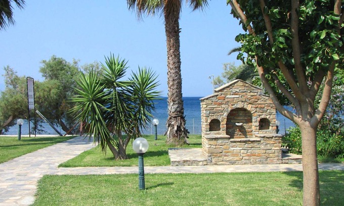 Lefokastron Apartment | Luxurious beach bungalows with sea view - Exclusive rental for groups of up to 15 people