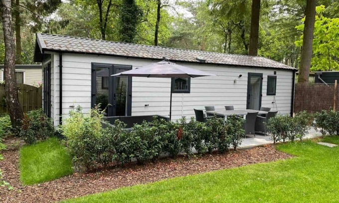 Bosgebied Hoenderloo House | Luxurious, brand new home on the Veluwe