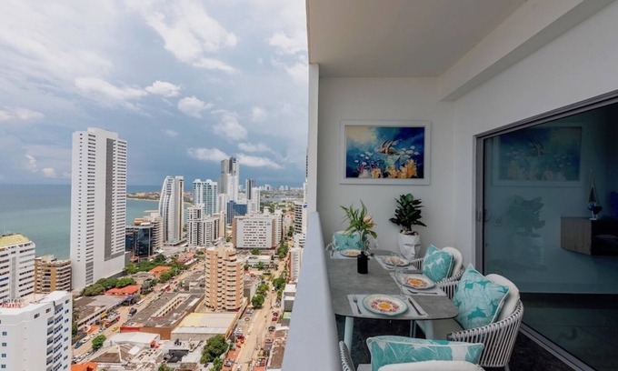 Bocagrande Apartment | Luxurious Condo with Ocean and City View, 29th Floor