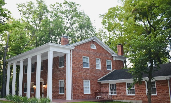 Columbia House | Luxurious Historic Home at the heart of Columbia