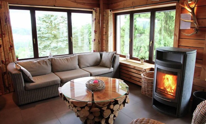 Stoumont House | Luxurious Holiday Home in Stoumont with Pool & Bar