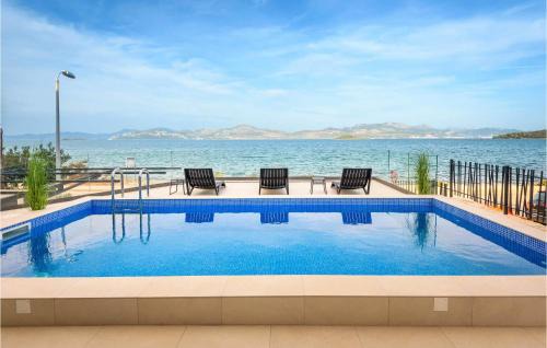 Drace House | Luxurious Home In Drace With Sauna