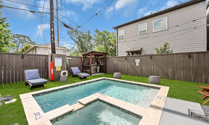 OST - South Union House | Luxurious homeaway with Heated Pool Next to the Med Center!