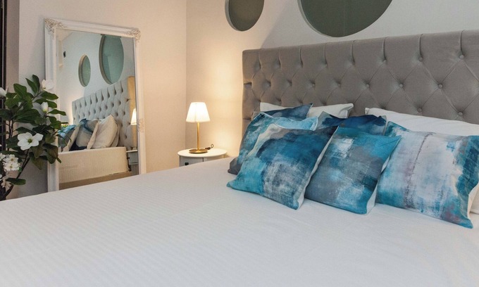 Dafni Apartment | Luxurious Modern Apt in Dafni by MPS