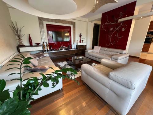 Novi Sad Apartment | Luxurious Oasis