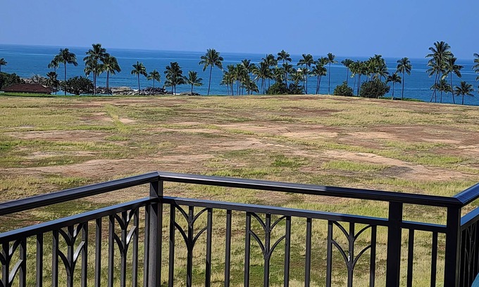 Ko Olina Condo | Luxurious Ocean View Beach Villas at Ko Olina - End unit O524