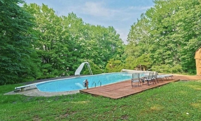 Jewett House | Luxurious ski/swimming cabin hunter & windham mountain