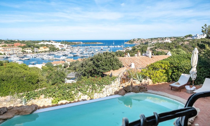 Porto Cervo Villa | Luxurious villa with swimming pool by Arch.Couelle