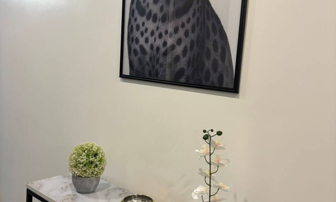 Thompson Estate Apartment | Luxury 1-bedroom apartment with WiFi ,Heated pool in vibrant Up-scale Nairobi